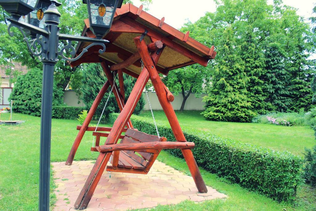 Zempleni Vendeghaz Erdobenye Exterior photo