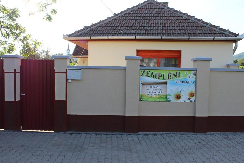 Zempleni Vendeghaz Erdobenye Exterior photo