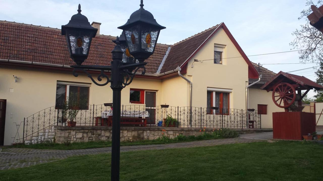 Zempleni Vendeghaz Erdobenye Exterior photo